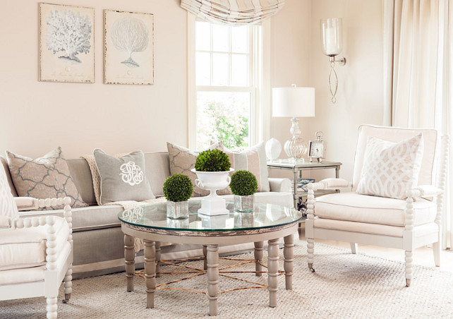 Living Room Decorating Ideas. This living room has a very soft color palette coming from thow pillows and custom window treatment. #LivingRoom #LivingRoomDecor #LivingRoomDecorIdeas #LivingRoomDesign