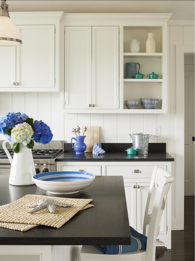 Kitchen Decor Ideas. Kitchen with Blue & White Decor. #Kitchen #KitchenDecor #Blue&WhiteDecor