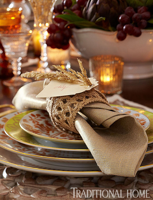 Thanksgiving Dinner Decor Ideas. Via Traditional Home.