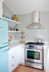 Planning A Small Kitchen - Home Bunch Interior Design Ideas