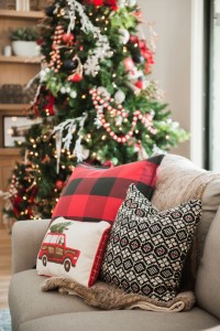 Christmas Decorating Ideas  Home Bunch Interior Design Ideas