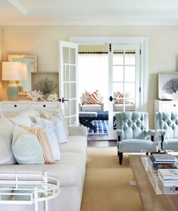Home with Inspiring Coastal Color Palette - Home Bunch Interior Design ...