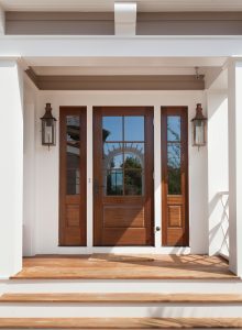 Shingle Style Beach House with Classic Coastal Interiors - Home Bunch ...