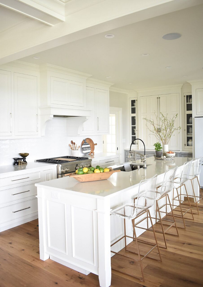 Nantucket Inspired White Kitchen Design Home Bunch Interior