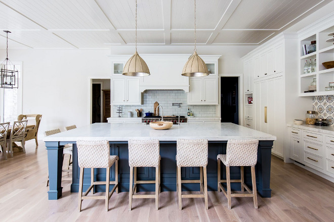 French White Kitchen Design - Home Bunch Interior Design Ideas