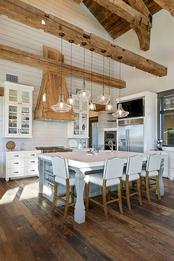 Interior Design Ideas: Texas Farmhouse-style Interiors - Home Bunch ...