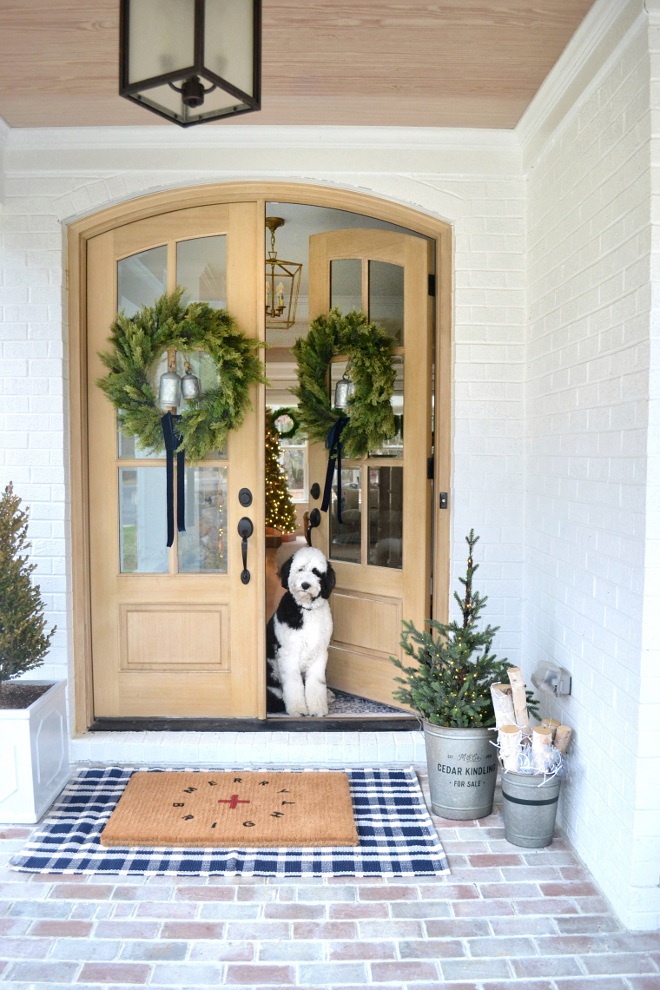 https://www.homebunch.com/wp-content/uploads/2019/11/Christmas-Decor-Outdoor-Christmas-Decor-Front-Door-Christmas-decor-Porch-Christmas-Decor.jpg