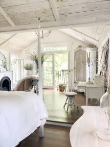 Beautiful Homes of Instagram: French Farmhouse - Home Bunch Interior ...