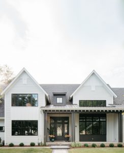 New-construction Modern Farmhouse Ideas - Home Bunch Interior Design Ideas