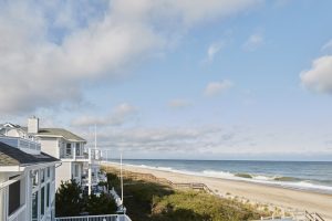 2021 Beach House Tour - Home Bunch Interior Design Ideas