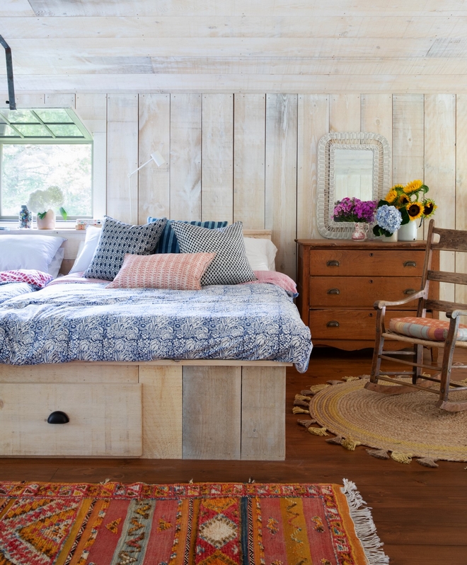 Lake Barn Cottage - Home Bunch Interior Design Ideas