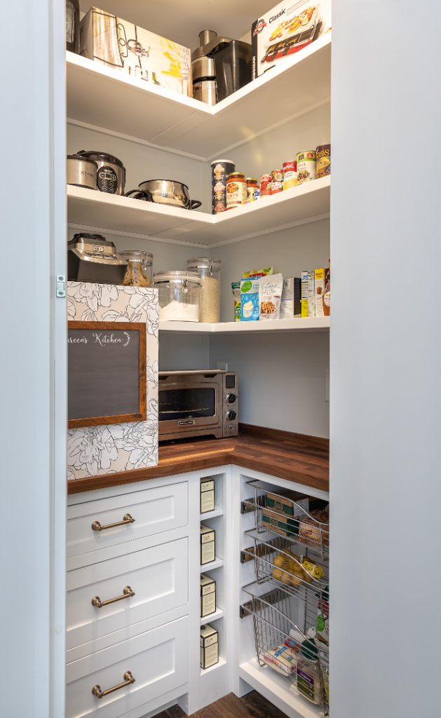 Kitchen with Hidden Pantry - Home Bunch Interior Design Ideas