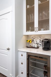 Kitchen with Hidden Pantry - Home Bunch Interior Design Ideas