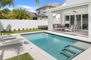 Florida Coastal Home - Home Bunch Interior Design Ideas