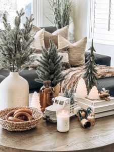 2023 Christmas Home Decorating Ideas - Home Bunch Interior Design Ideas