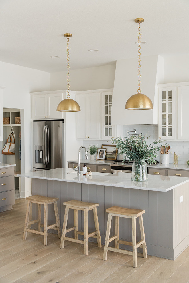 Two toned white and taupe kitchen Two toned white and taupe kitchen Two toned white and taupe kitchen Two toned white and taupe kitchen Two toned white and taupe kitchen Two toned white and taupe kitchen Two toned white and taupe kitchen #Twotonedwhiteandtaupekitchen #whiteandtaupekitchen #taupekitchen