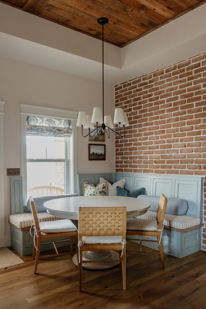 Breakfast Nook Baquette with original to the home brick wall Breakfast Nook Baquette with original to the home brick wall Breakfast Nook Baquette with original to the home brick wall #BreakfastNook #Baquette #originalbrick #home #brick