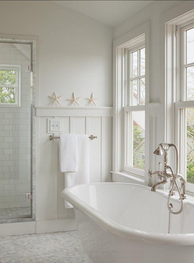 Bathroom Design. Bathroom Ideas. Bathroom with classic and affordable white subway tiles and marble flooring. #Bathroom #BathroomIdeas #BathroomDesign