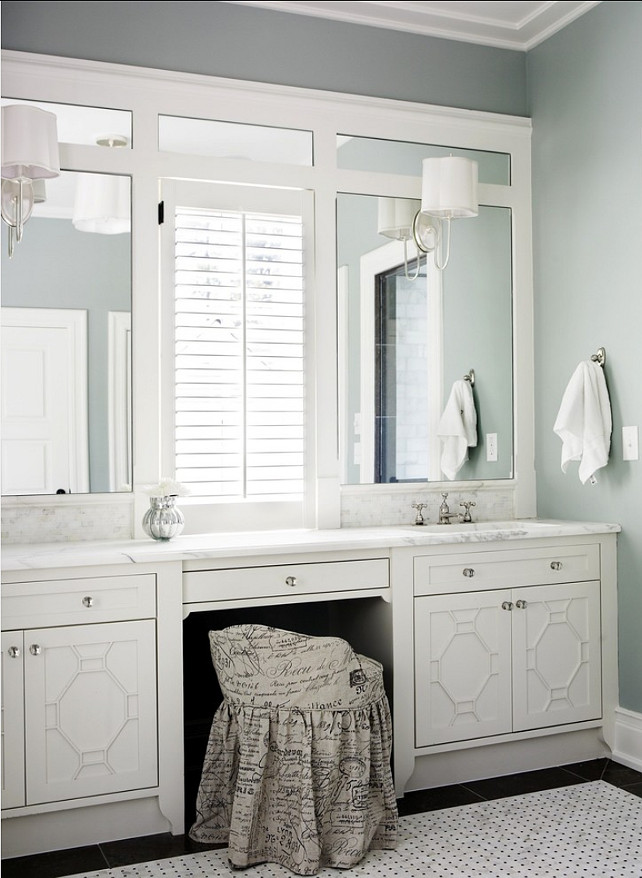 Bathroom. Bathroom Design. Great Traditional Gray Bathroom. Paint Color is Benjamin Moore  HC-147 Woodlawn Blue . #Bathroom #GrayPaintColor