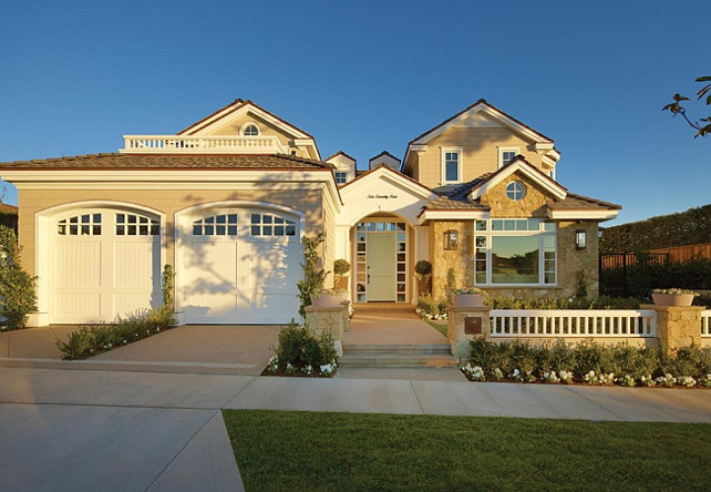 Beach House Ideas. Beach house with subtle coastal interiors. #BeachHouse #CoastalInteriors