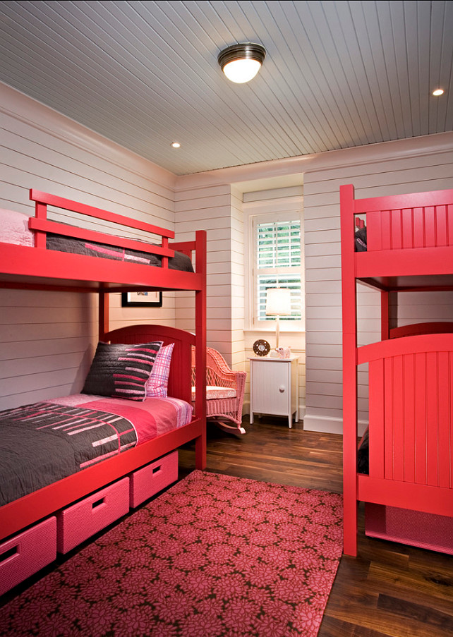 BunkBed Room. Bunkbed room with coastal decor. Easy decorating ideas for bunkbed room.