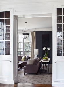 Classic Georgian Colonial with Transitional Interiors - Home Bunch ...