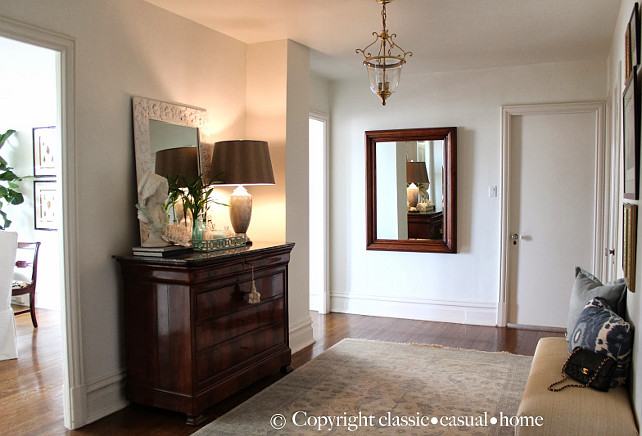 Foyer Ideas. Foyer Design Ideas. Traditional foyer design. #Foyer #FoyerDesign #TraditionalInteriors Designed by Chez Vous Home Interiors.