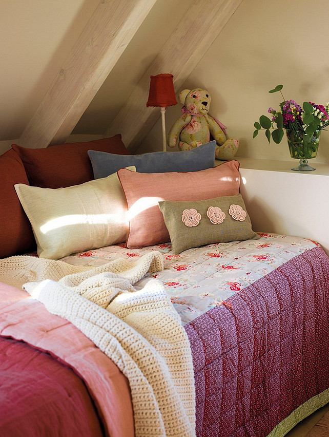Girl's Bedroom Design. Girl's Bedroom Design Ideas. Girl's Bedroom Decor. #GirlBedroomDesign