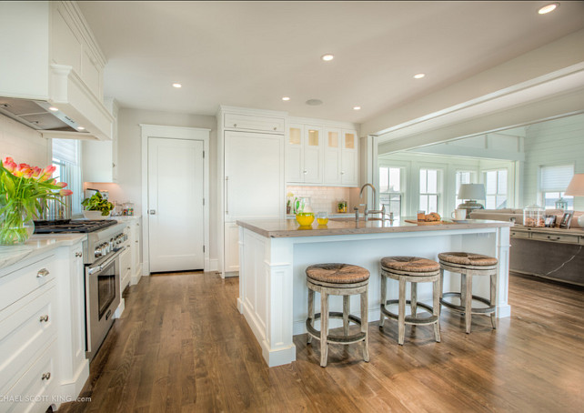 Kitchen Ideas. Great White kitchen design. #Kitchen #WhiteKitchen