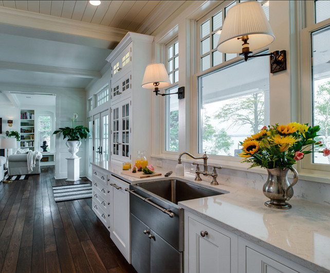 Kitchen Sink. Kitchen Sink Ideas. Beautiful traditional kitchen with custom apron sink. #KItchen #Sink #ApronSink #FarmhouseSink