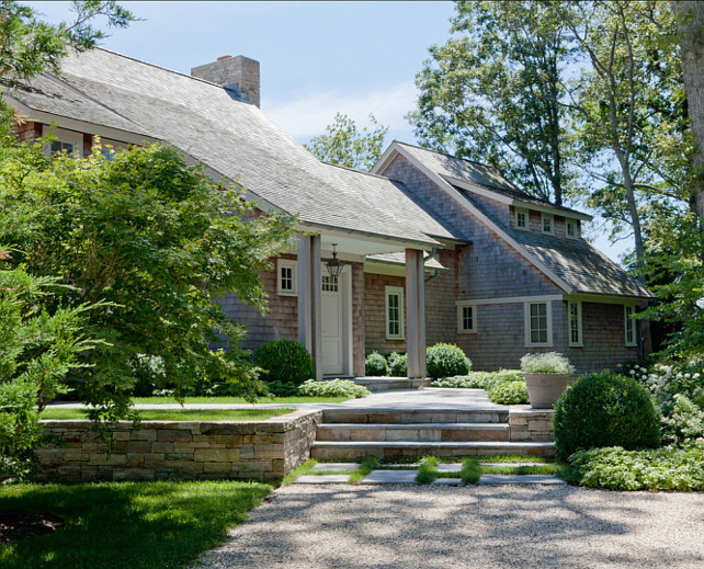 Shingle Beach House. Classic shingle beach house. front Door is painted in "Benjamin Moore Rockport Gray HC-105". #BeachHouse #ShingleBeachHouse