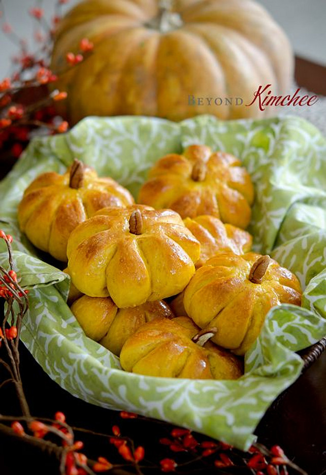 Thanksgiving Food Ideas. Pumpkin dinner rolls Recipe. Via Beyond Kimchee.